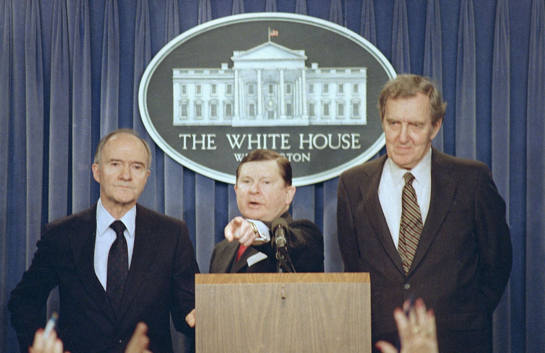 1986: Iran-Contra